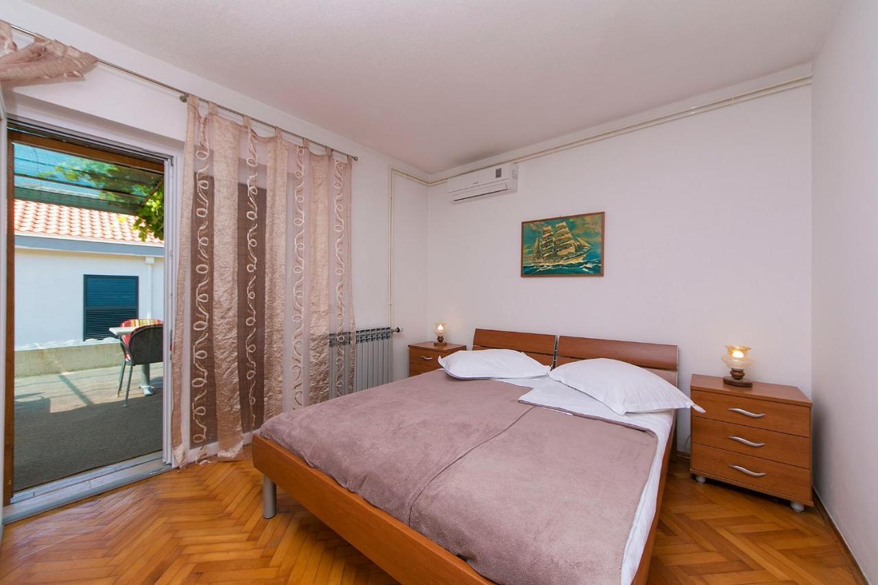 Apartments By The Sea Brela, Makarska - 20778 Esterno foto