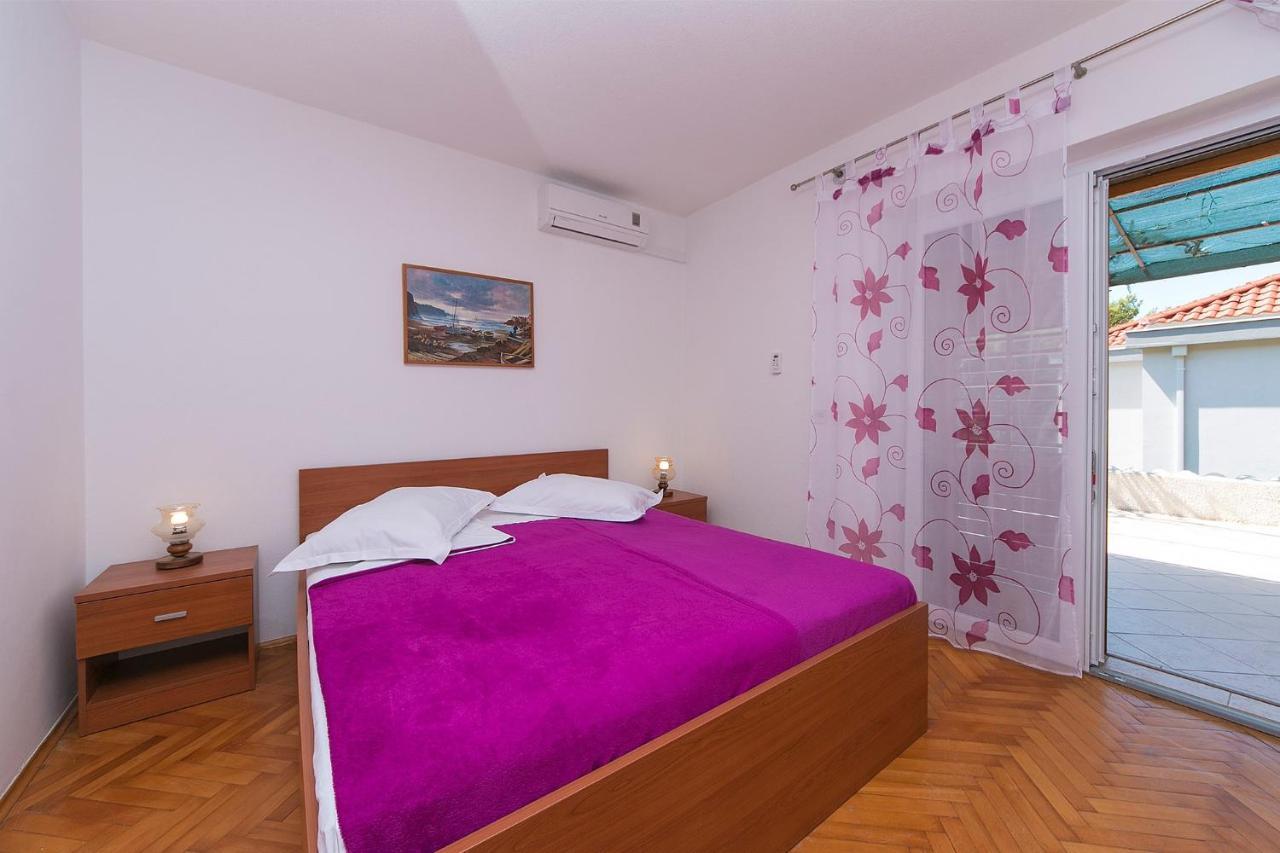 Apartments By The Sea Brela, Makarska - 20778 Esterno foto