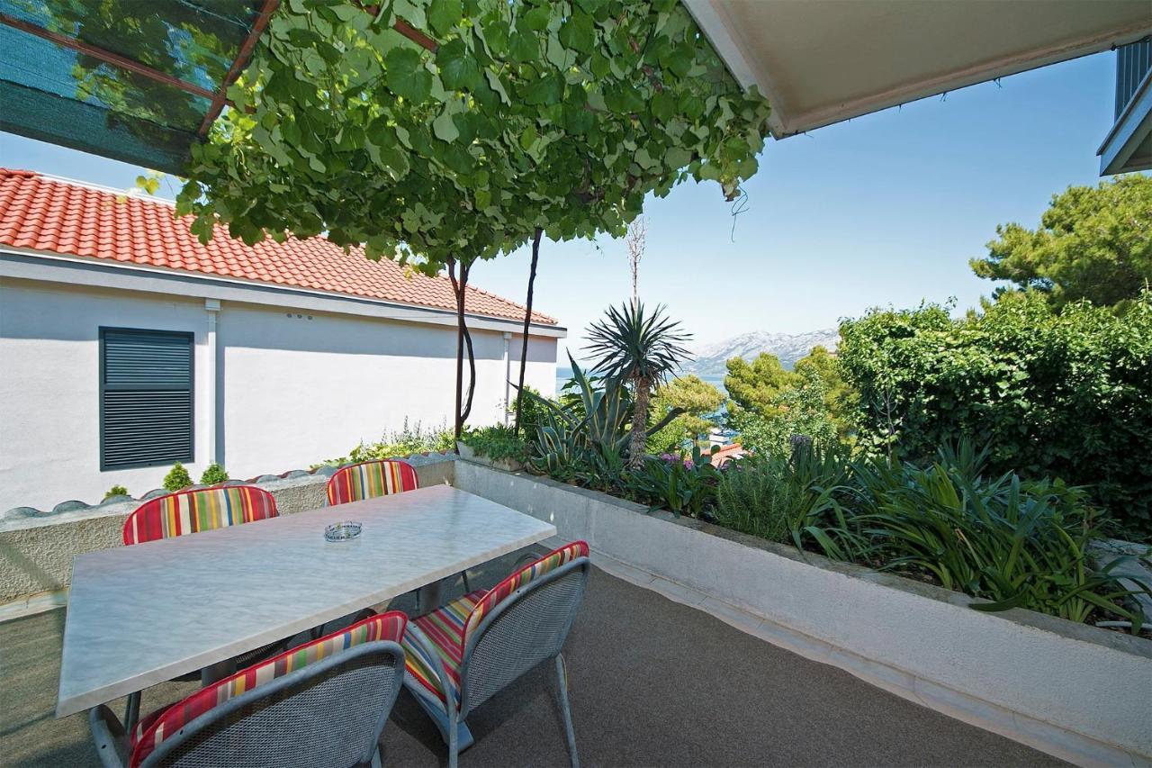 Apartments By The Sea Brela, Makarska - 20778 Esterno foto