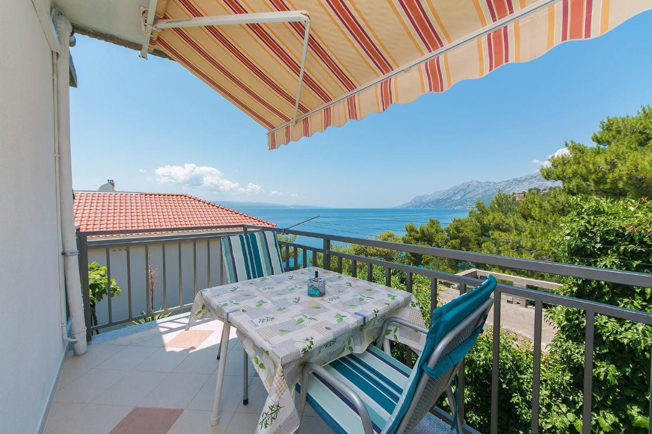 Apartments By The Sea Brela, Makarska - 20778 Esterno foto